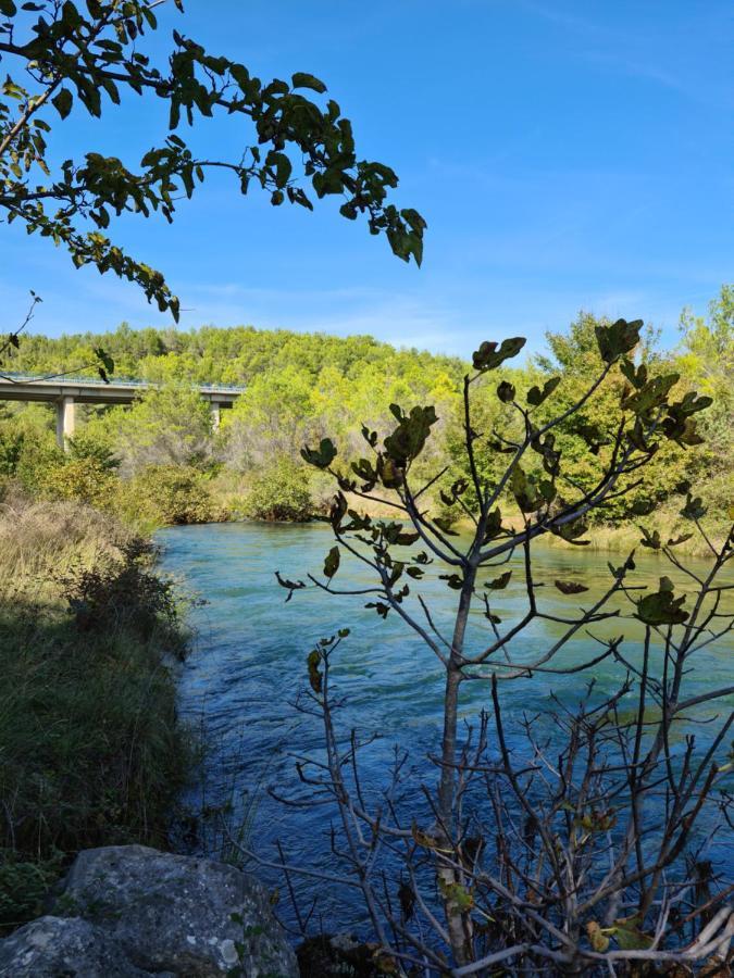 Apartmani Rudi Anić Buitenkant foto
