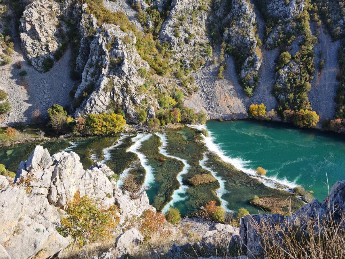 Apartmani Rudi Anić Buitenkant foto